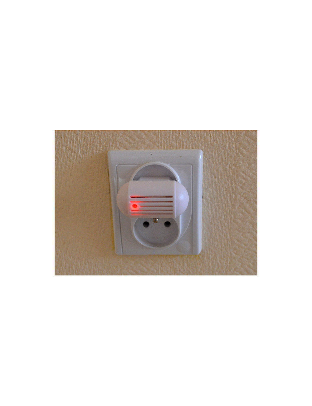ODSTRASZACZ ULTRADŹWIĘKOWY 230V ..........