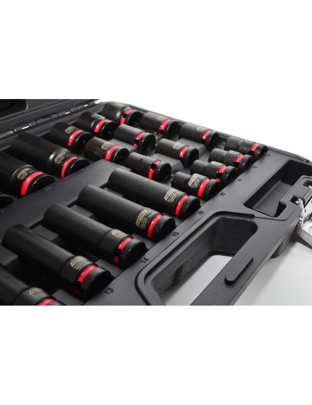 AWTOOLS ZESTAW NASADEK UDAROWYCH 1/2" 26cz./10-24mm/ KRÓTKIE I DŁUGIE BLACK LINE