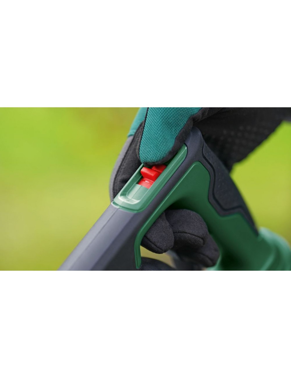 BOSCH DMUCHAWA DO LIŚCI UNIVERSAL LEAF BLOWER 18V-130 1x2,5Ah