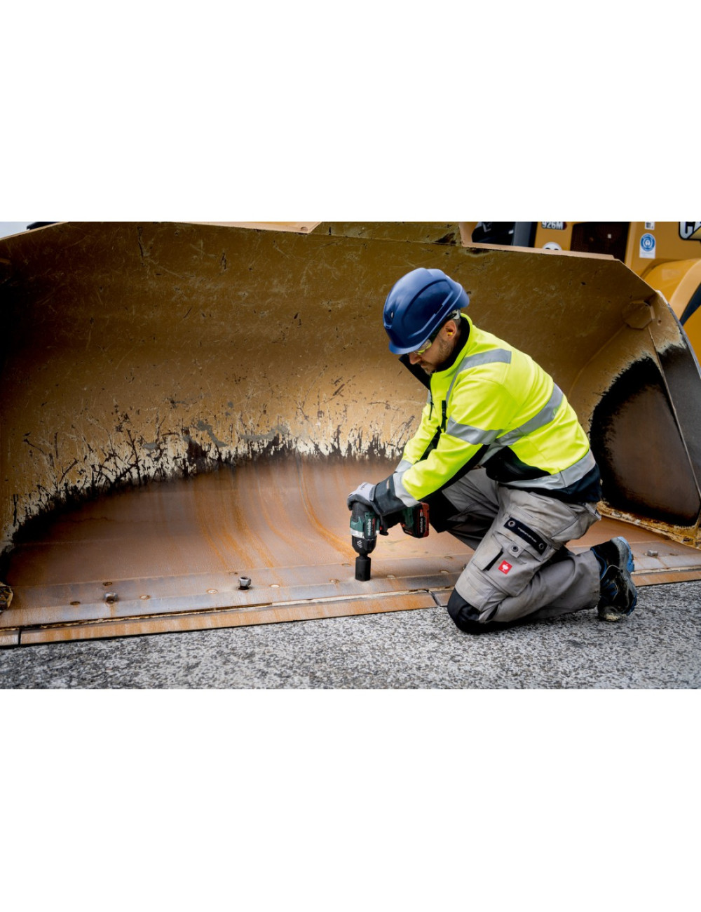 METABO KLUCZ UDAROWY SSW 18 LTX 1750 BL 2x5,5Ah LiHD 1750Nm METABOX