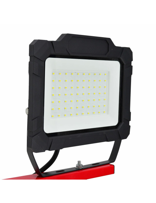 AWTOOLS REFLEKTOR SMD LED ZE STATYWEM 2x50W