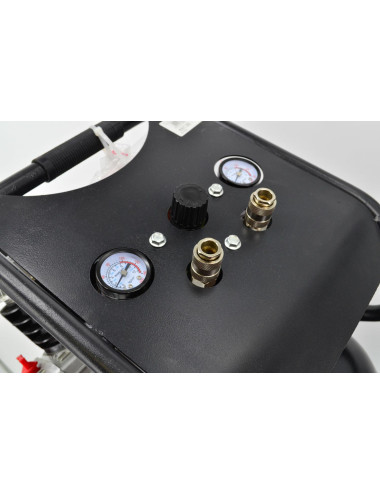 AWTOOLS SPRĘŻARKA OLEJOWA PIONOWA LFL-40L WYDAJNOŚĆ 245l min. ZBIORNIK 40l