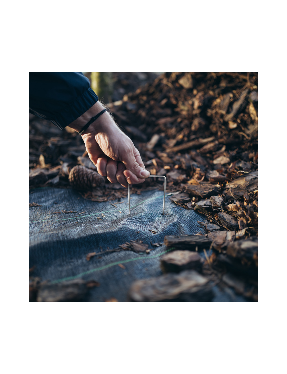 SZPILKA DO AGROTKANIN METALOWA 3cm x 15cm 100szt.