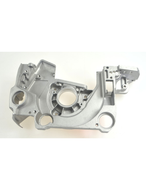 AW PIŁA OBUDOWA SILNIKA LEWA CS620