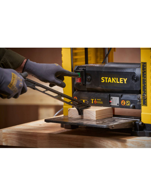 STANLEY STRUGARKA GRUBOŚCIOWA STP18 1800W