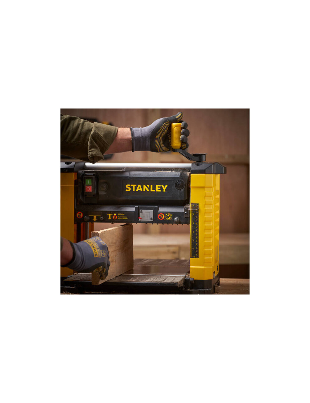 STANLEY STRUGARKA GRUBOŚCIOWA STP18 1800W