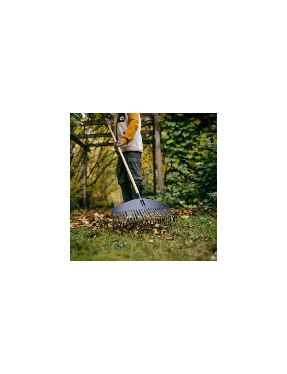 FISKARS GRABIE DO LIŚCI SOLID L23